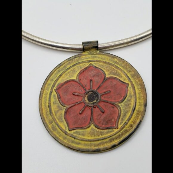 Rustic & Boho Circle Necklace - Picture 3 of 3
